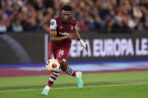 德天空：热刺继续推进库杜斯转会交易，球员很愿意加盟