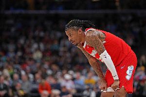 乐鱼体育app-王子星：莫兰特效果反而没小皮蓬好 湖人被绝杀后有更大求胜欲