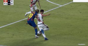 乐鱼体育官网-【西甲】巴列卡诺1比1巴萨 亚马尔点射破门